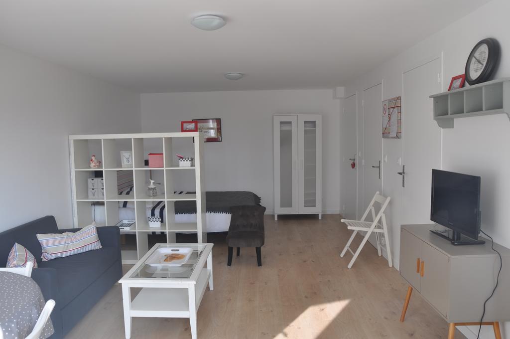 Studio Du Marechal Sainte-Foy-lès-Lyon Buitenkant foto